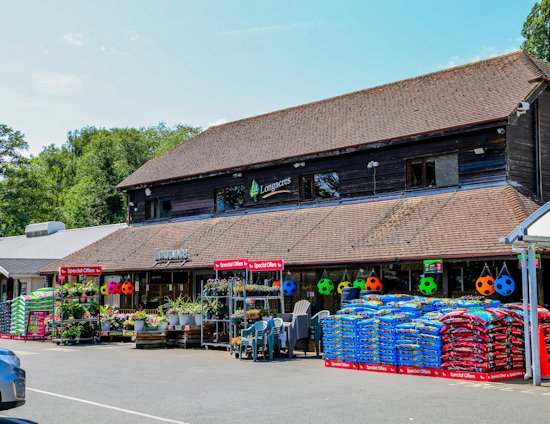 Image of the front of the Longacres Bybrook Barn store